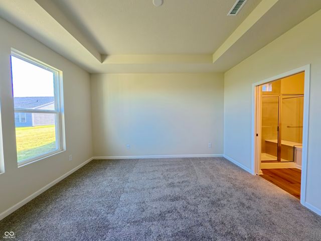 811 Daisy Street, Greenwood, IN 46143