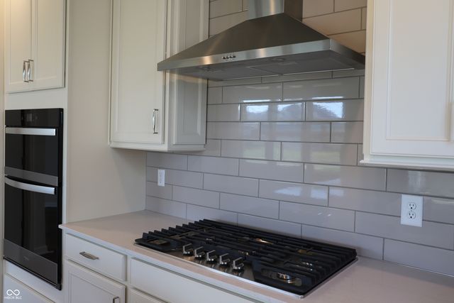 811 Daisy Street, Greenwood, IN 46143