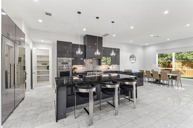 14002 Woodthorpe Lane, Houston, TX 77079