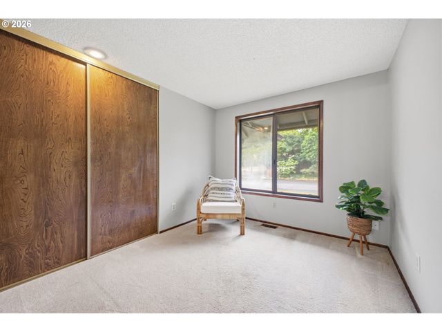 1021 Se 132ND Ave, Vancouver, WA 98683