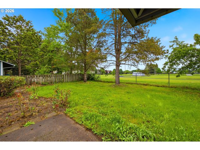 1021 Se 132ND Ave, Vancouver, WA 98683