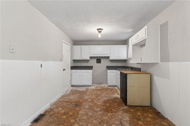 1508 Seldon ST, Virginia Beach, VA 23454