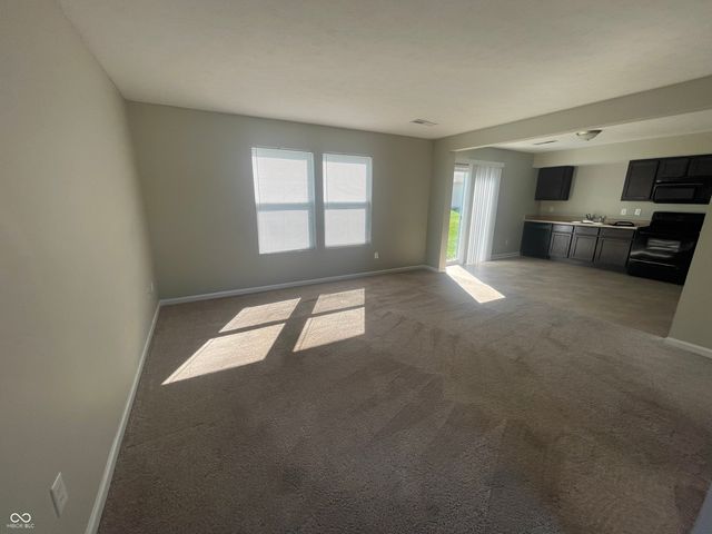 2005 Falcon Court, Franklin, IN 46131