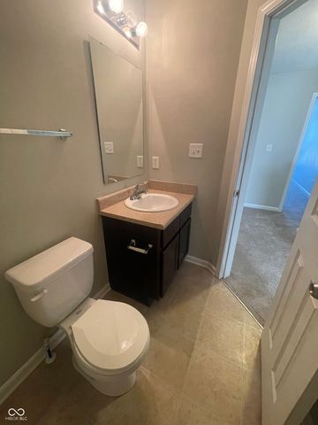 2005 Falcon Court, Franklin, IN 46131