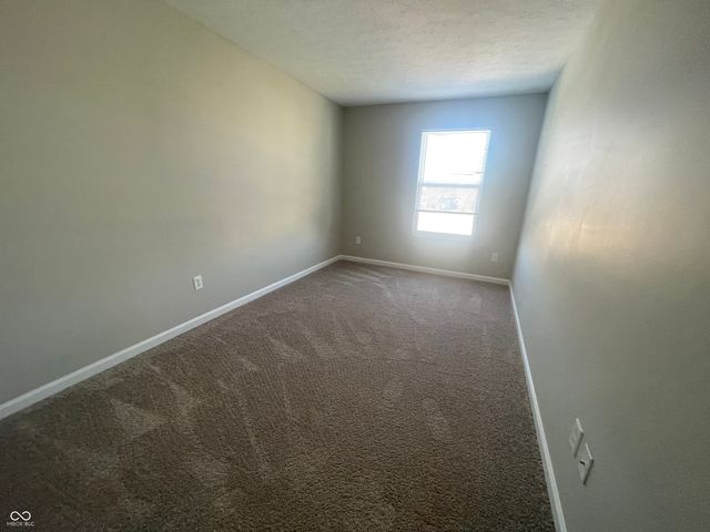 2005 Falcon Court, Franklin, IN 46131
