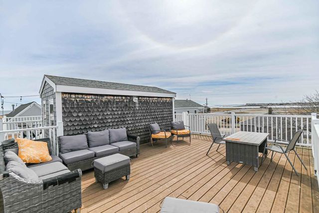 14-16 Dover Avenue 3, Hampton, NH 03842