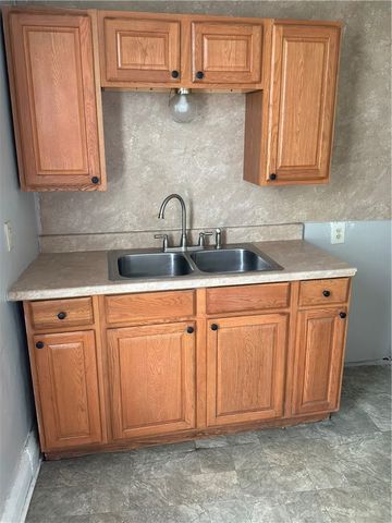 1066 Allison Ave, City Of Washington, PA 15301