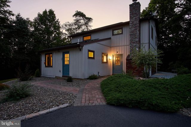 1911 LONGS GAP ROAD, Carlisle, PA 17013