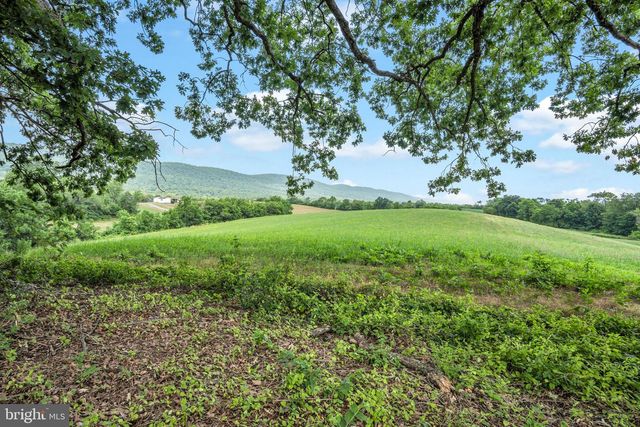 1911 LONGS GAP ROAD, Carlisle, PA 17013