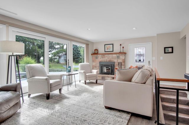 1911 LONGS GAP ROAD, Carlisle, PA 17013