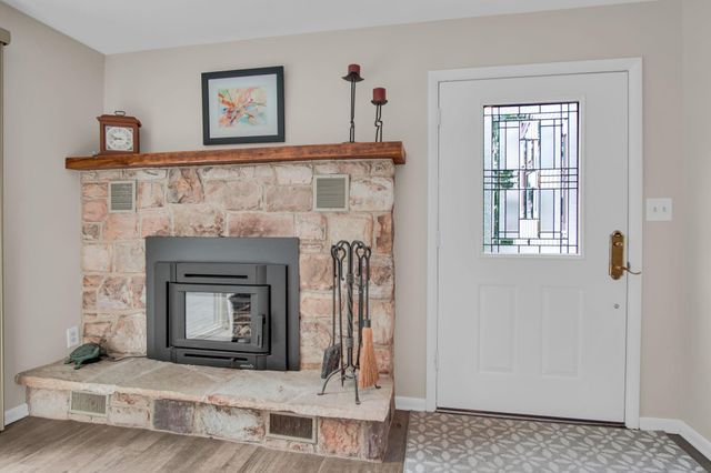 1911 LONGS GAP ROAD, Carlisle, PA 17013