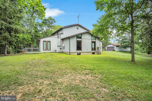 1911 LONGS GAP ROAD, Carlisle, PA 17013