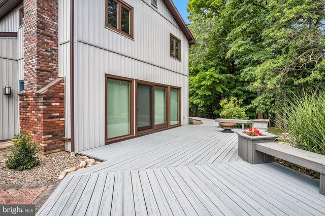 1911 LONGS GAP ROAD, Carlisle, PA 17013