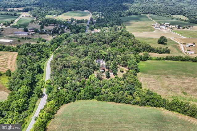 1911 LONGS GAP ROAD, Carlisle, PA 17013