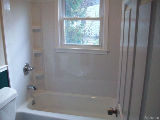 3454 Eastdale Drive, Genesee Charter Township, MI 48506