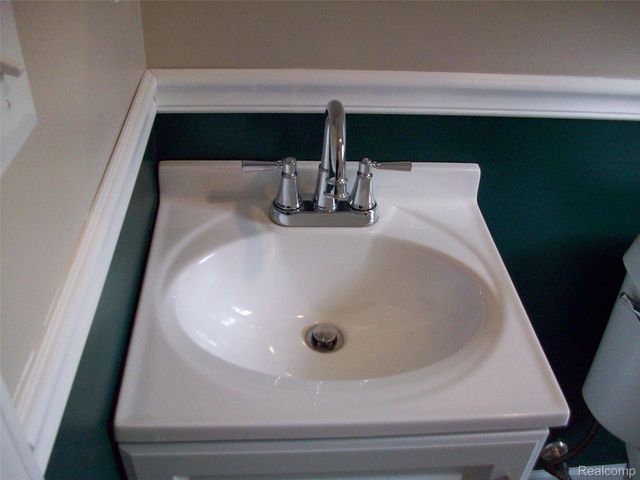 3454 Eastdale Drive, Genesee Charter Township, MI 48506