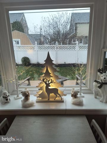 921 ADDINGHAM AVE, Drexel Hill, PA 19026