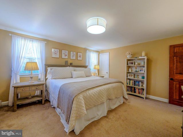 921 ADDINGHAM AVE, Drexel Hill, PA 19026