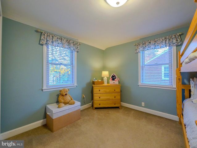 921 ADDINGHAM AVE, Drexel Hill, PA 19026