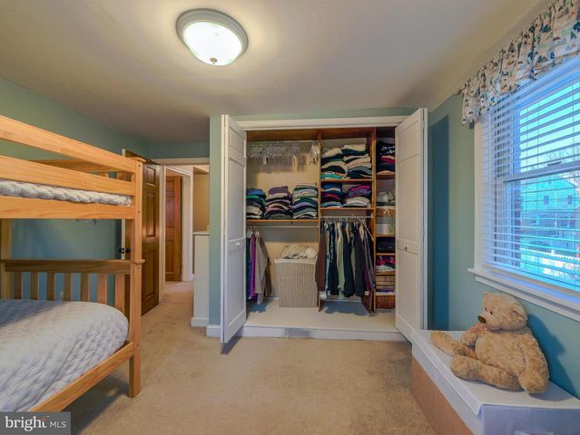 921 ADDINGHAM AVE, Drexel Hill, PA 19026