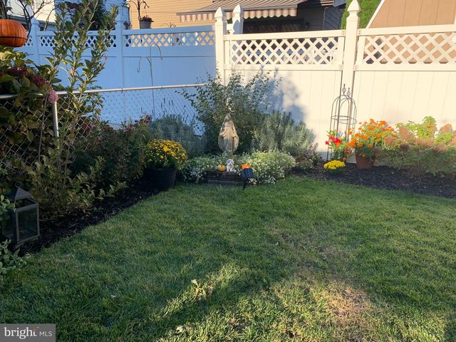 921 ADDINGHAM AVE, Drexel Hill, PA 19026