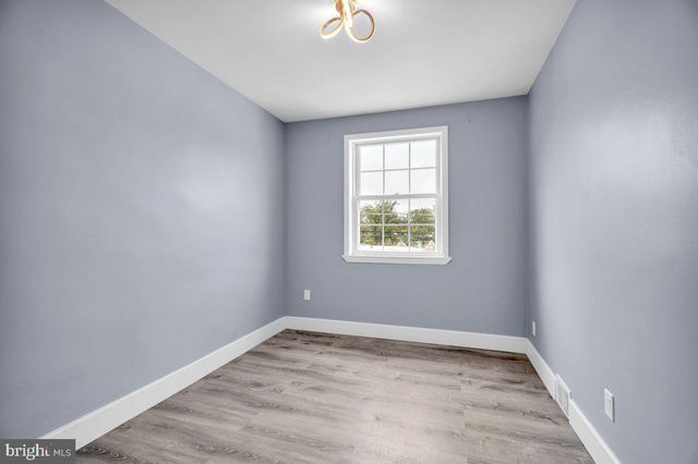9106 WOODEN BRIDGE RD, Philadelphia, PA 19136