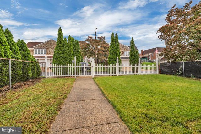 9106 WOODEN BRIDGE RD, Philadelphia, PA 19136
