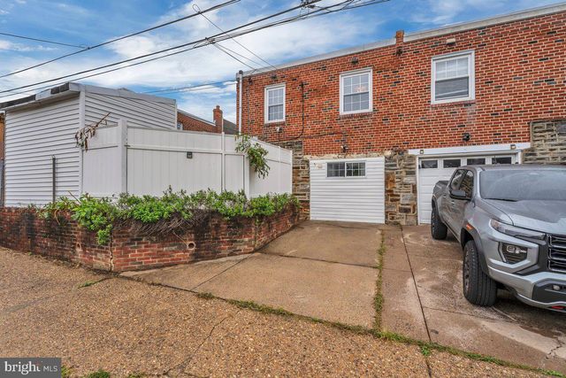 9106 WOODEN BRIDGE RD, Philadelphia, PA 19136