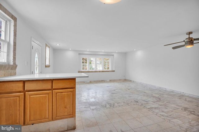 9106 WOODEN BRIDGE RD, Philadelphia, PA 19136
