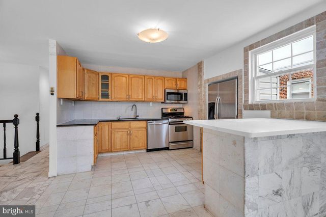 9106 WOODEN BRIDGE RD, Philadelphia, PA 19136