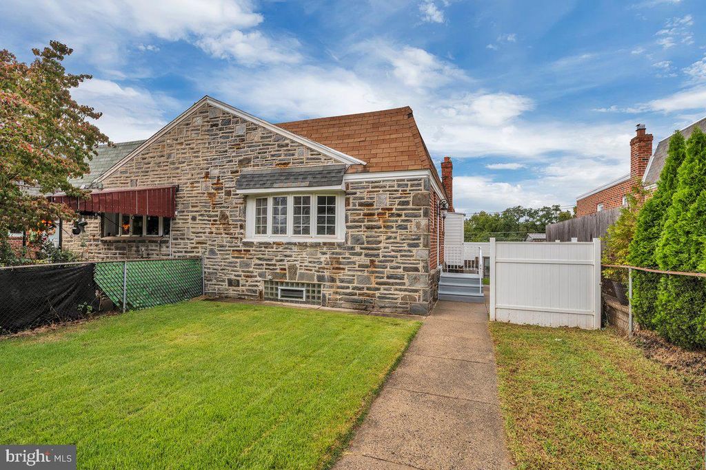 9106 WOODEN BRIDGE RD, Philadelphia, PA 19136 — exterior
