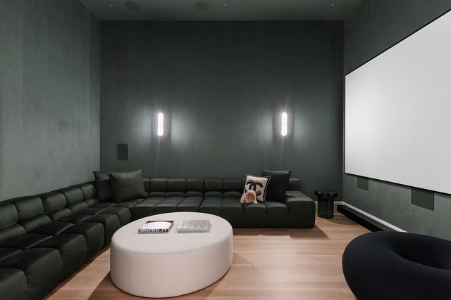 83 Spring St Apt 3, New York City, NY 10012