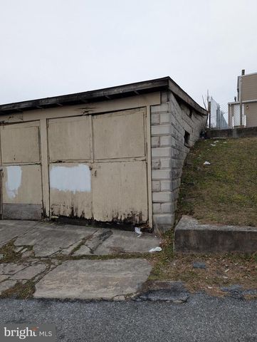 212 ELM STREET, Steelton, PA 17113