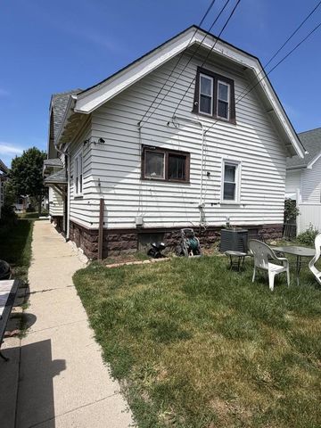 3822 N 25th STREET, Milwaukee, WI 53206