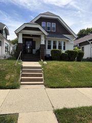 3822 N 25th STREET, Milwaukee, WI 53206