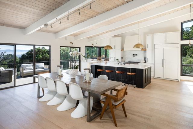 10669 Magdalena Road, Los Altos Hills, CA 94024