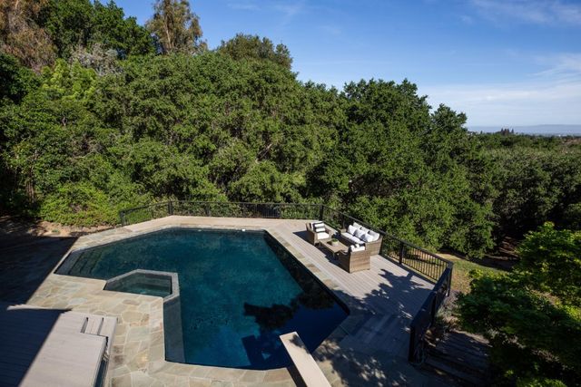 10669 Magdalena Road, Los Altos Hills, CA 94024