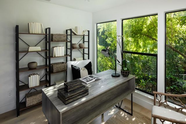 10669 Magdalena Road, Los Altos Hills, CA 94024