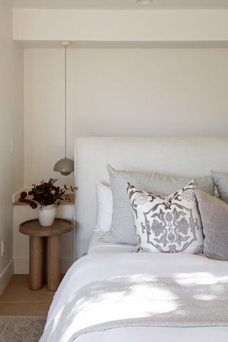 10669 Magdalena Road, Los Altos Hills, CA 94024