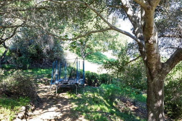 10669 Magdalena Road, Los Altos Hills, CA 94024