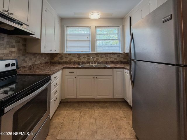 2575 MYRA Street 3, Jacksonville, FL 32204