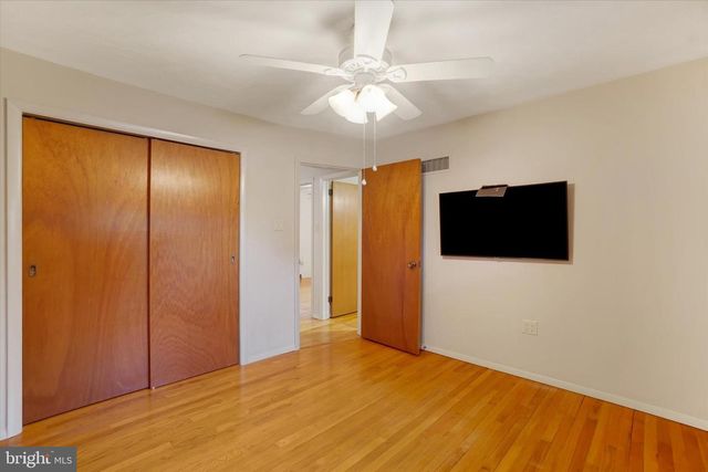 2238 CEDAR RD, York, PA 17408