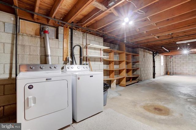 2238 CEDAR RD, York, PA 17408