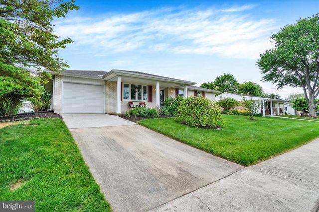 2238 CEDAR RD, York, PA 17408
