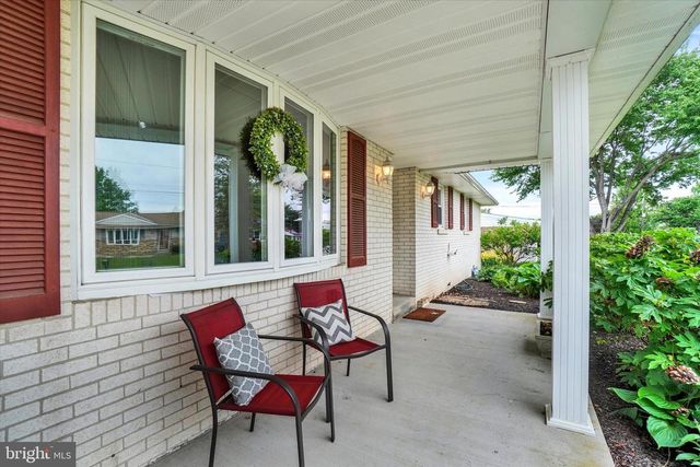 2238 CEDAR RD, York, PA 17408
