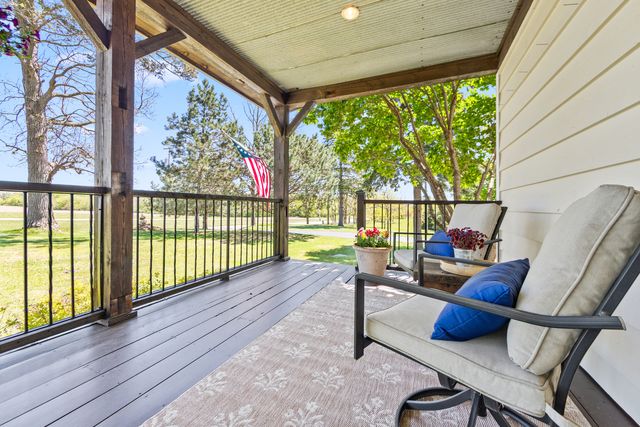 9909 Winn Road, Spring Grove, IL 60081