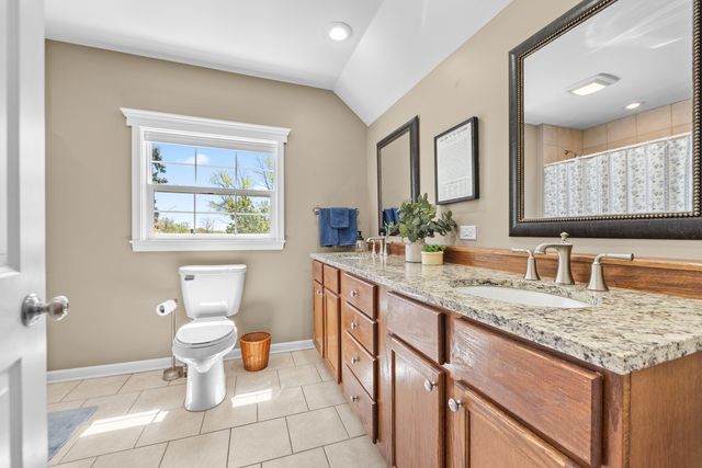 9909 Winn Road, Spring Grove, IL 60081