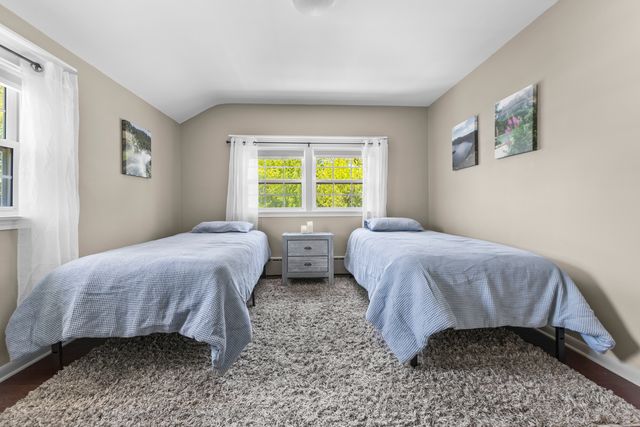 9909 Winn Road, Spring Grove, IL 60081