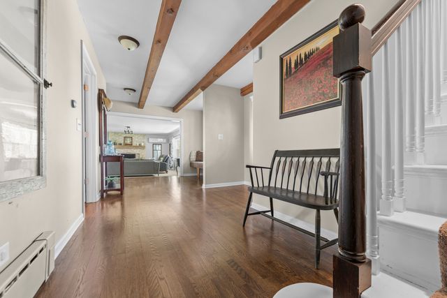 9909 Winn Road, Spring Grove, IL 60081