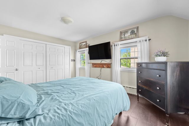 9909 Winn Road, Spring Grove, IL 60081